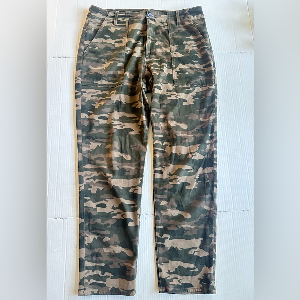 AG Adriano Goldschmied Caden‎ Fatigue Tailored Trouser 31R Camo Green $225
